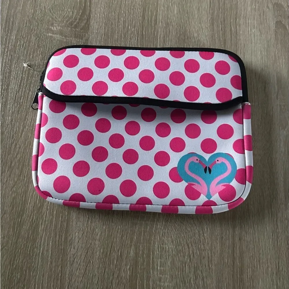 NWOT … Polka Dot “Flamingo” Tablet Case / Pouch